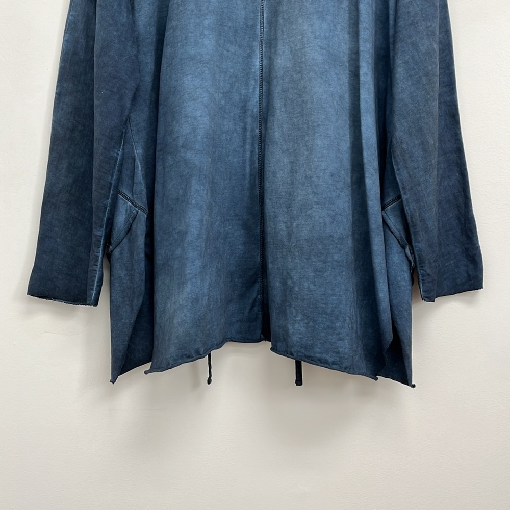 Elegant Blue Women's Cardigan - Picture 8 of 14